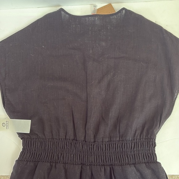 Mono B black elastic waist short sleeve vneck romper two pockets lined shorts - Picture 14 of 16